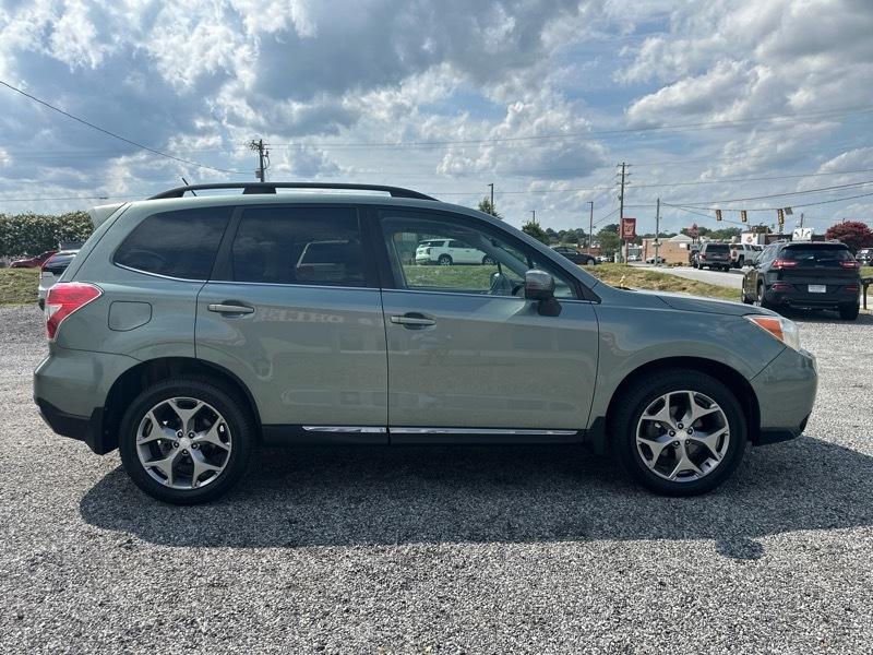 Subaru Forester 2.5i Touring 2015