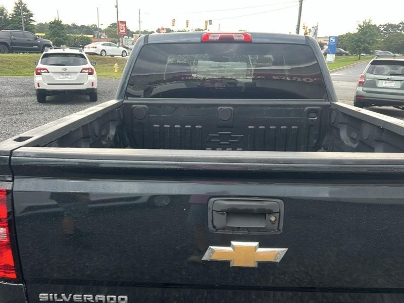 Chevrolet Silverado 1500 4WD Crew Cab 143.5" Work Truck w/1WT 2017