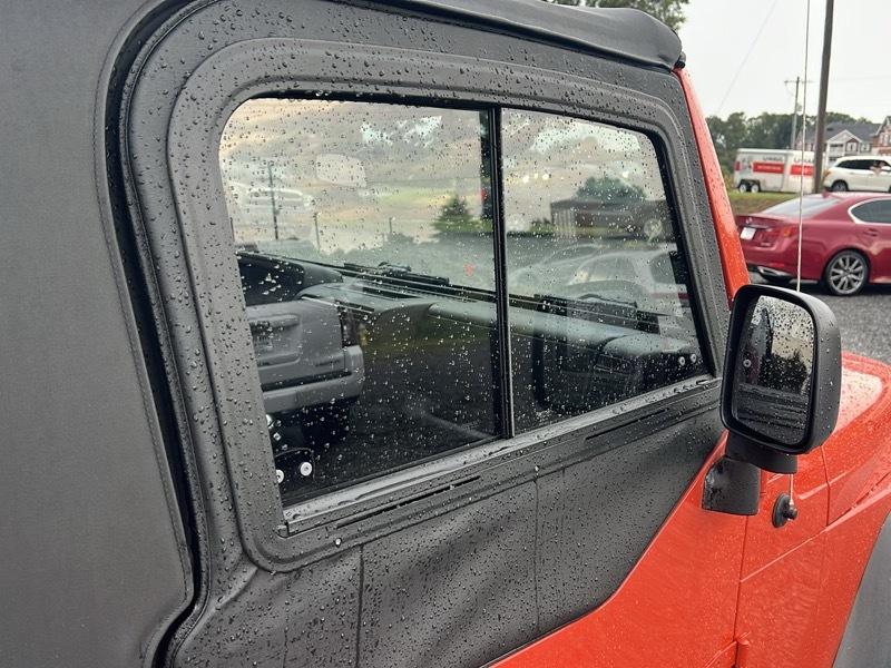 Jeep Wrangler SE 2005