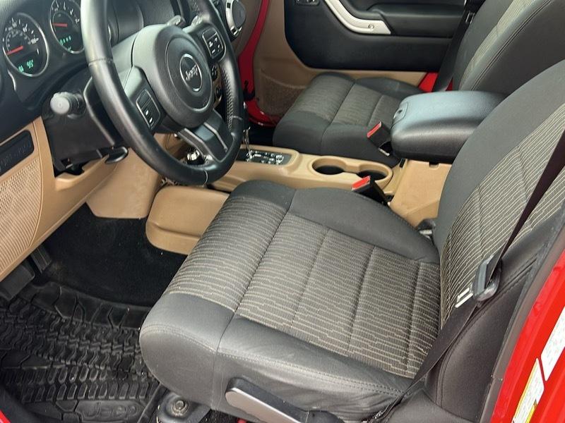 2012 Jeep Wrangler Unlimited Rubicon - Photo 10