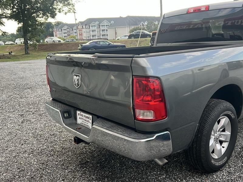RAM 1500 2WD Quad Cab 140.5" ST 2011