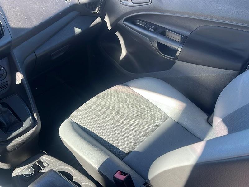 Ford Transit Connect 114.6" XL w/o side or rear door glass 2018
