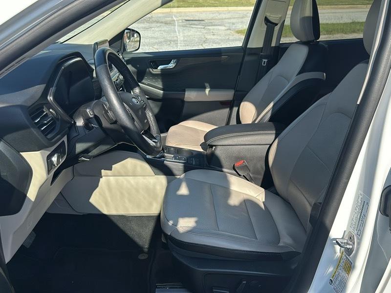 Ford Escape Titanium 4WD 2020