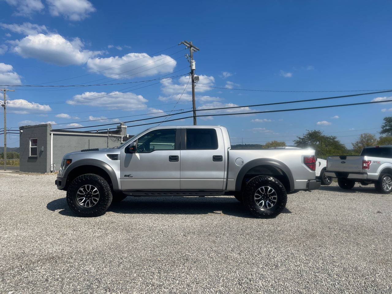 2014 Ford F-150 SVT Raptor photo 2