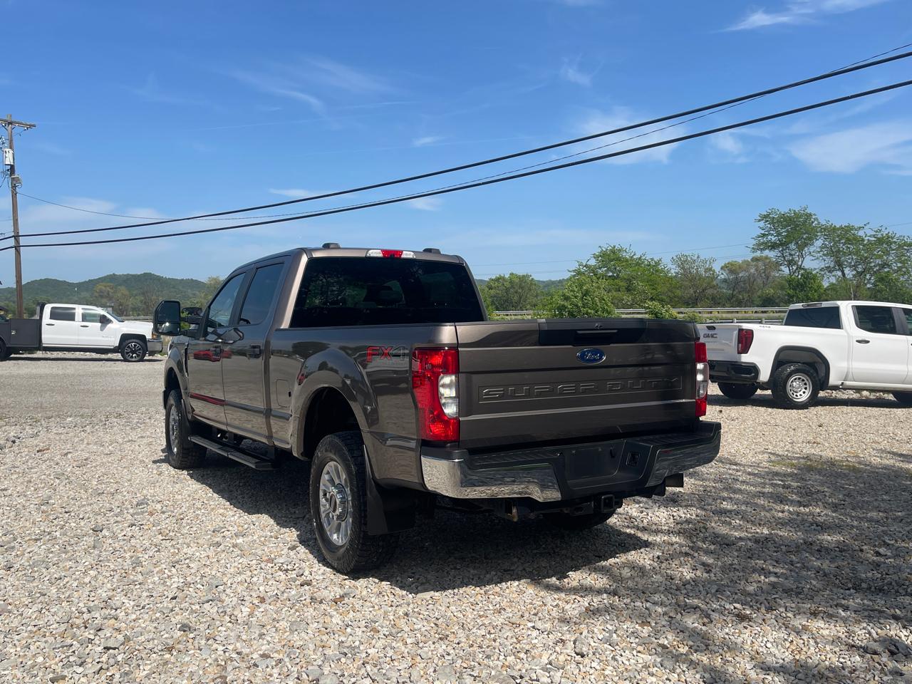 Ford F-250 SD XL Crew Cab Short Bed 4WD 2021