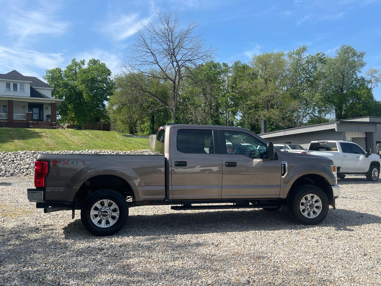 Ford F-250 SD XL Crew Cab Short Bed 4WD 2021