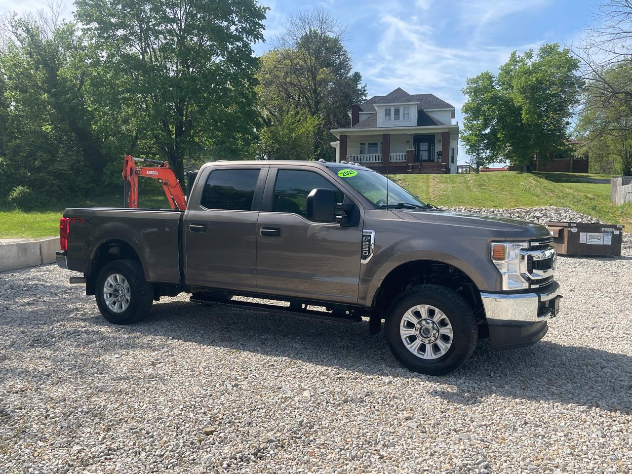 Ford F-250 SD XL Crew Cab Short Bed 4WD 2021
