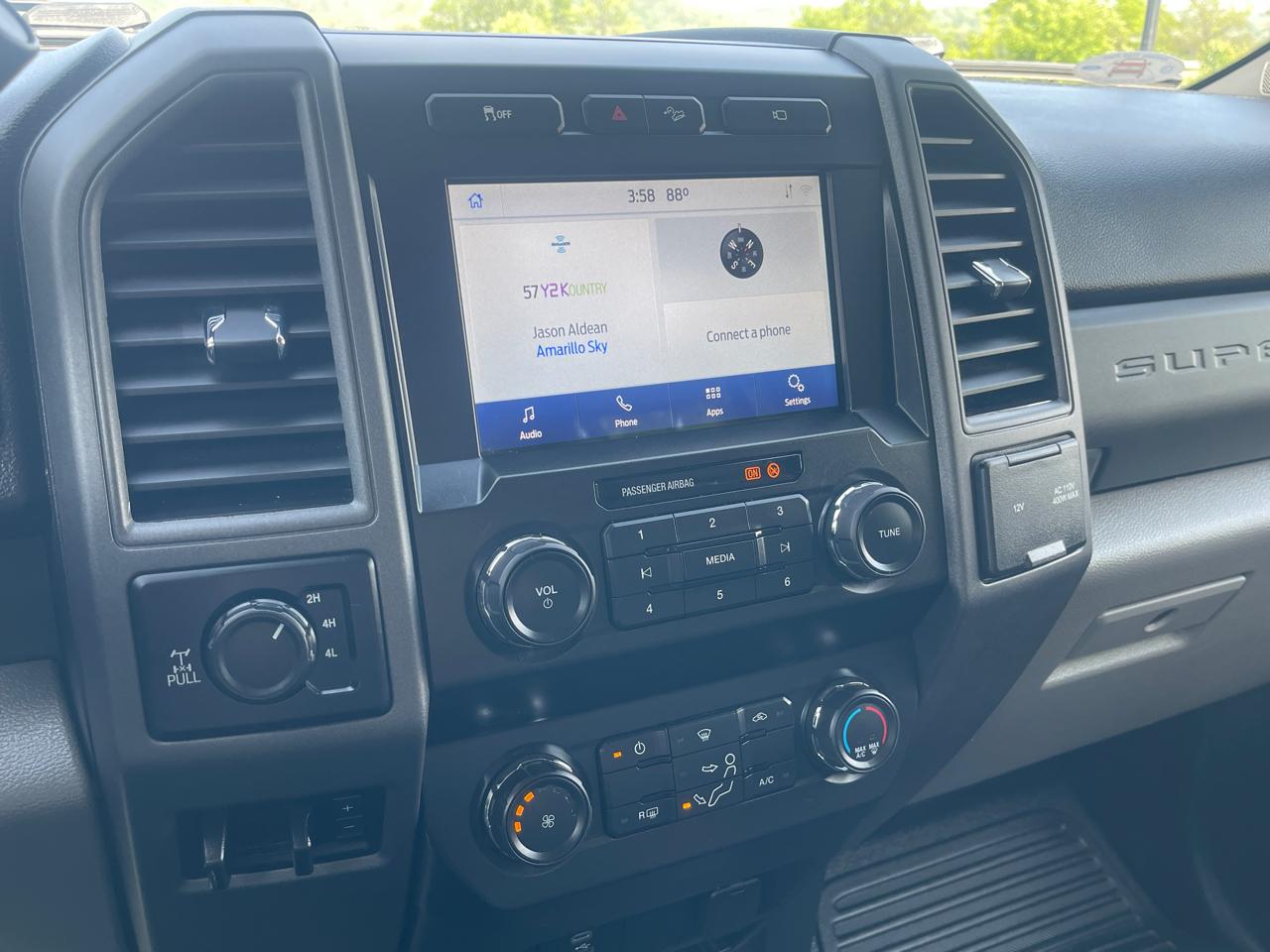 Ford F-250 SD XL Crew Cab Short Bed 4WD 2021