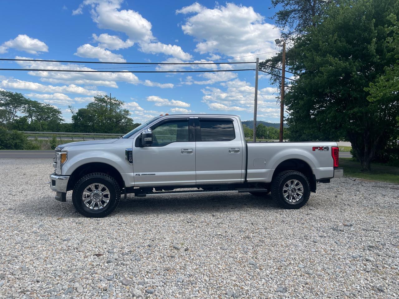 Ford F-250 SD XLT Crew Cab Short Bed 4WD 2017