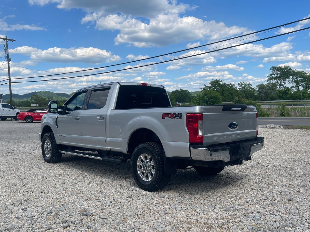 Ford F-250 SD XLT Crew Cab Short Bed 4WD 2017
