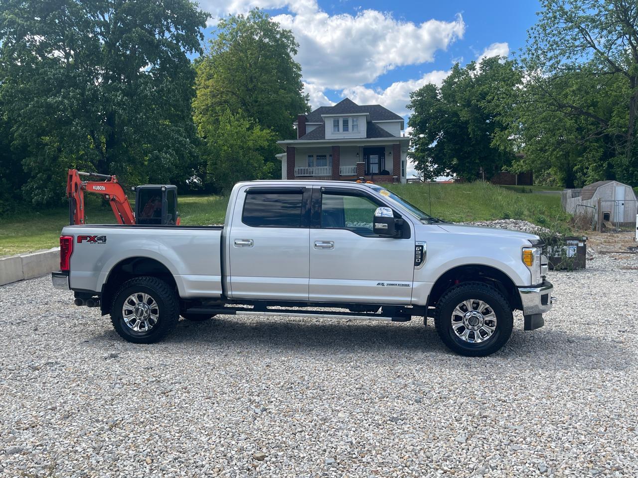 Ford F-250 SD XLT Crew Cab Short Bed 4WD 2017