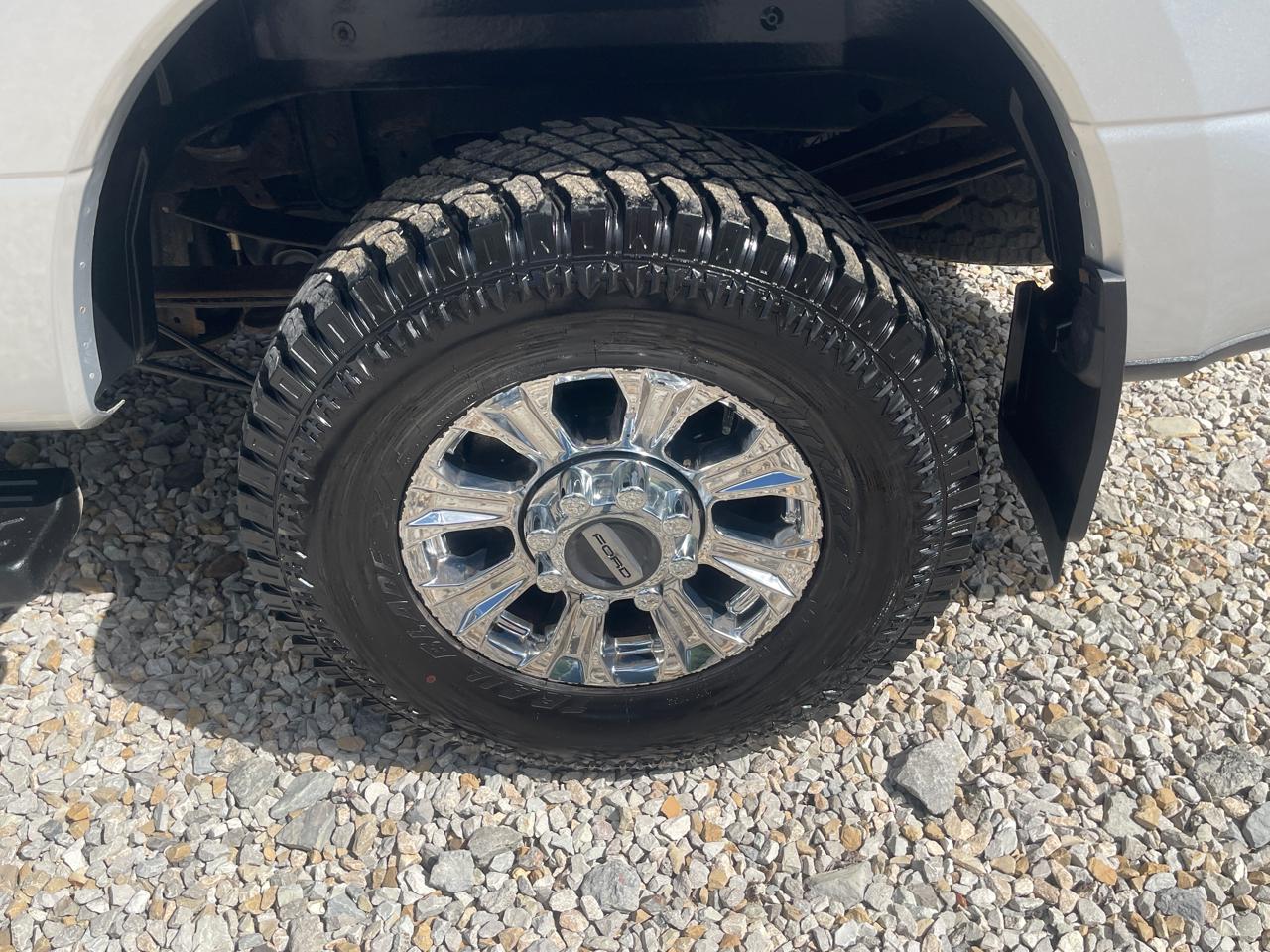 Ford F-250 SD XLT Crew Cab Short Bed 4WD 2017