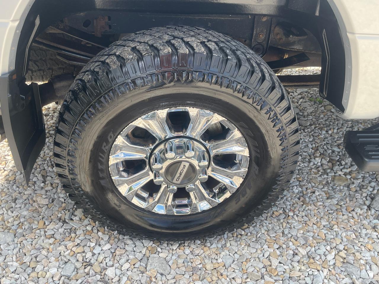 Ford F-250 SD XLT Crew Cab Short Bed 4WD 2017