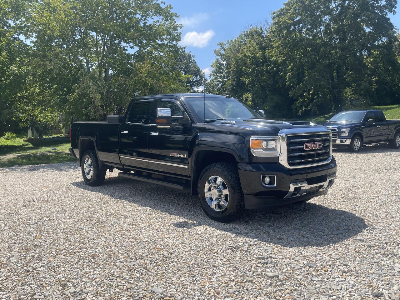 GMC Sierra 2500HD SLT Crew Cab 4WD 2017