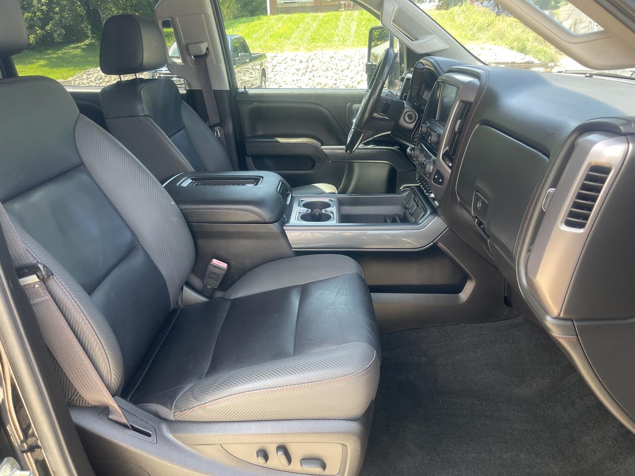 GMC Sierra 2500HD SLT Crew Cab 4WD 2017