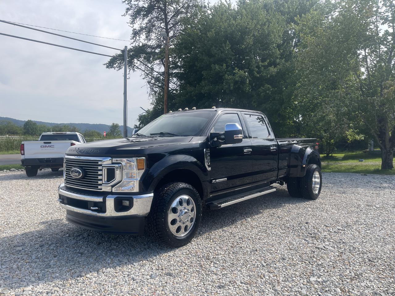 Ford F-350 SD Lariat Crew Cab Long Bed 4WD DRW 2022