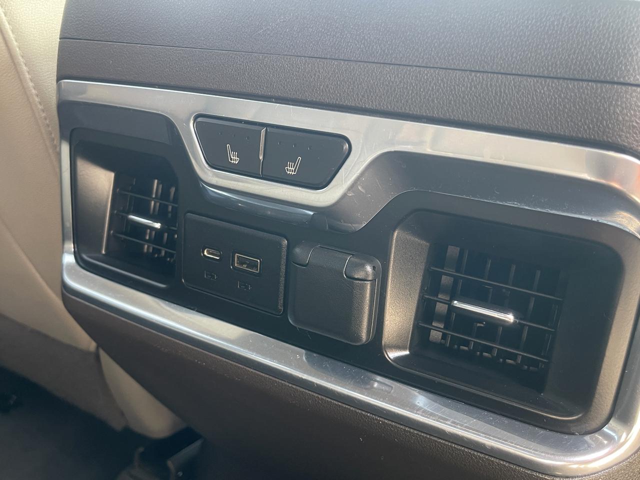 Chevrolet Silverado 1500 LTZ Crew Cab 4WD 2019