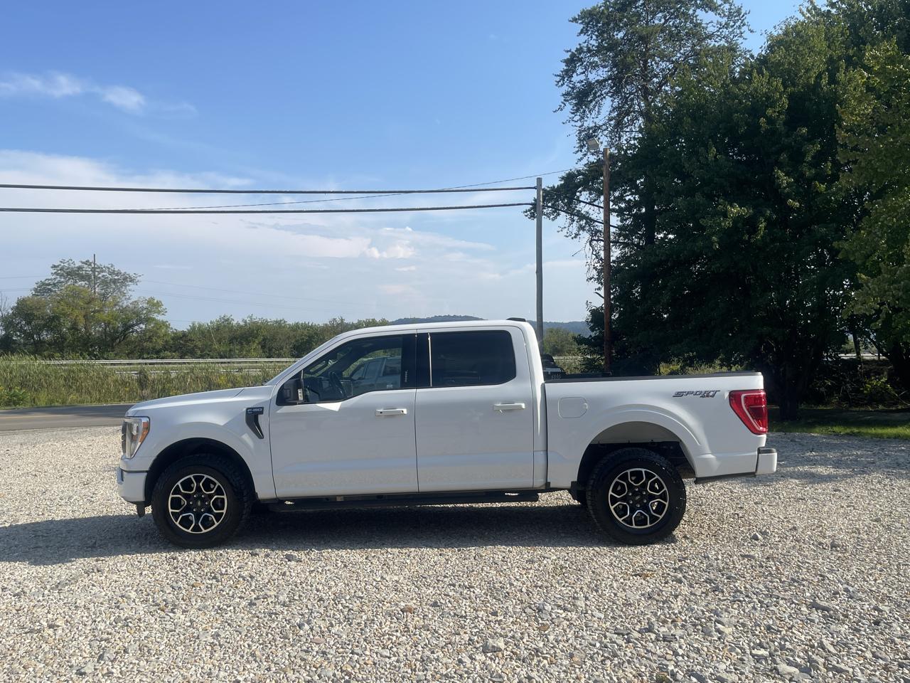 Ford F-150 XLT 4WD SuperCrew 5.5' Box 2022