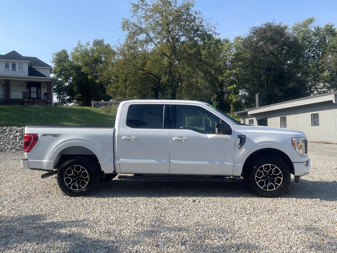 Ford F-150 XLT 4WD SuperCrew 5.5' Box 2022