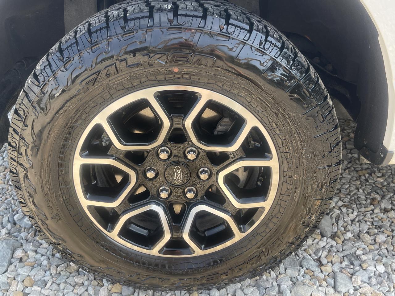 Ford F-150 XLT 4WD SuperCrew 5.5' Box 2022