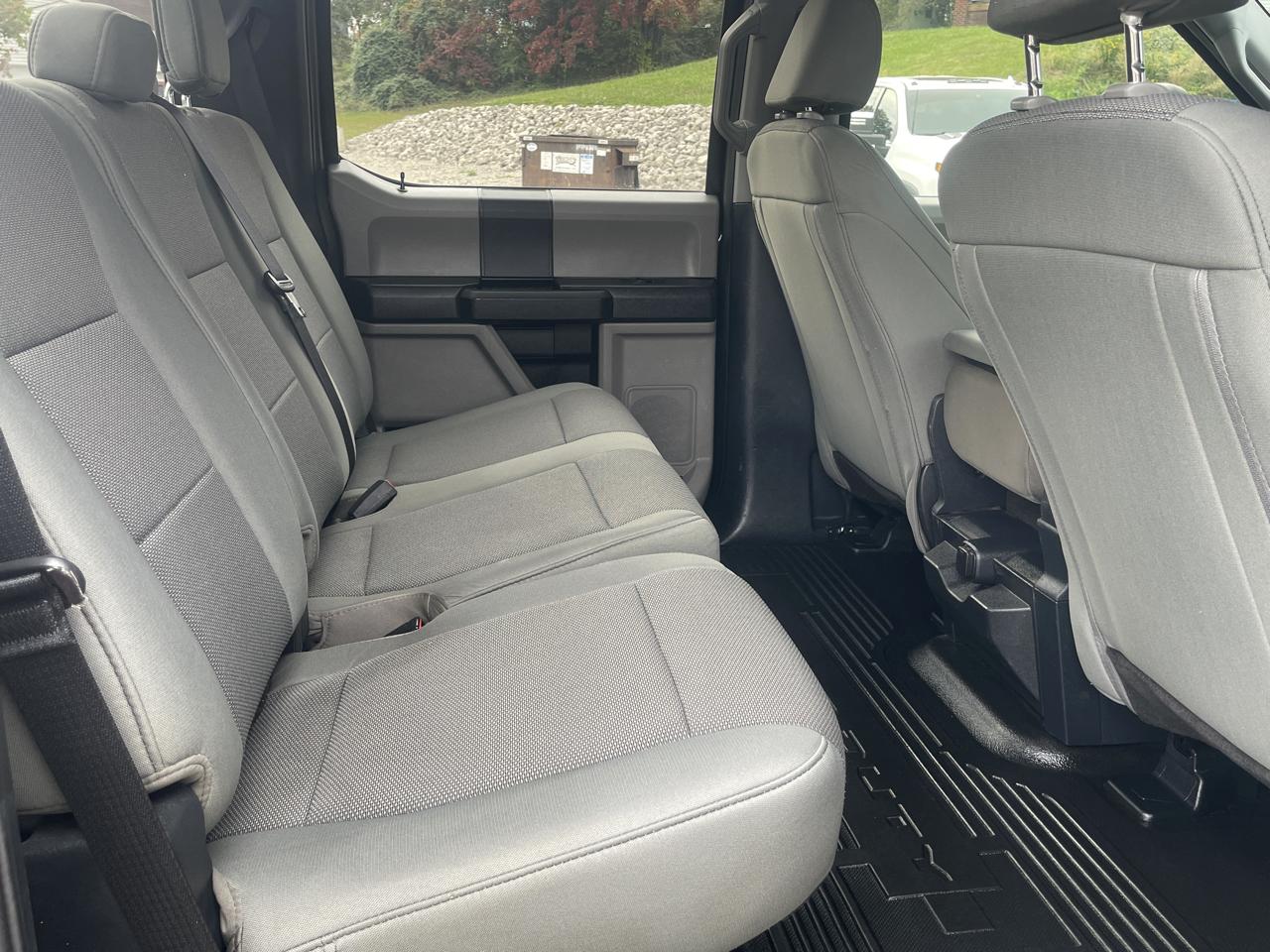 Ford F-350 SD XL Crew Cab Long Bed DRW 4WD 2022