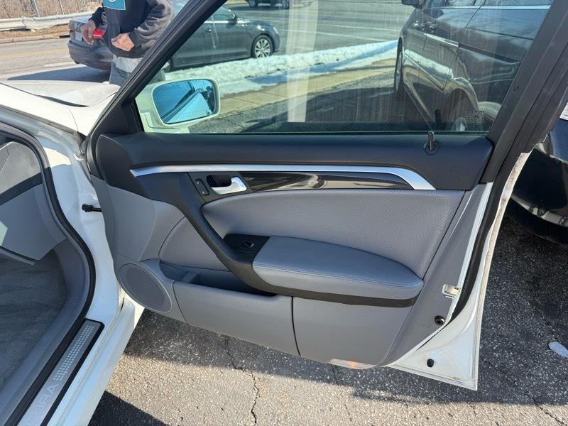 Acura TL 5-Speed AT 2004