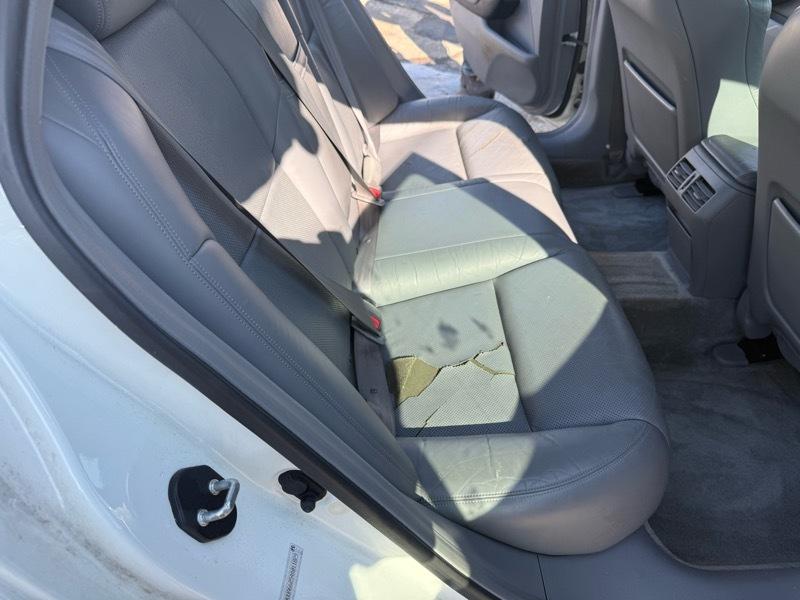 Acura TL 5-Speed AT 2004