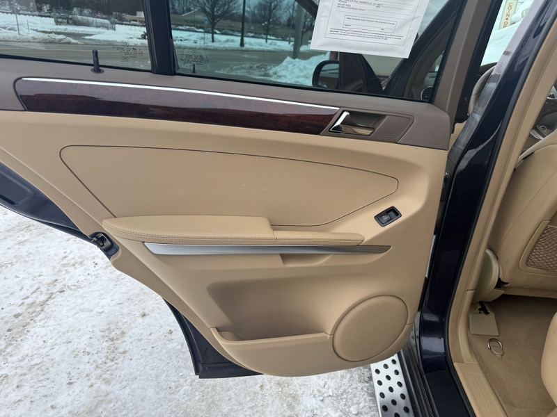 Mercedes-Benz M-Class ML550 2008