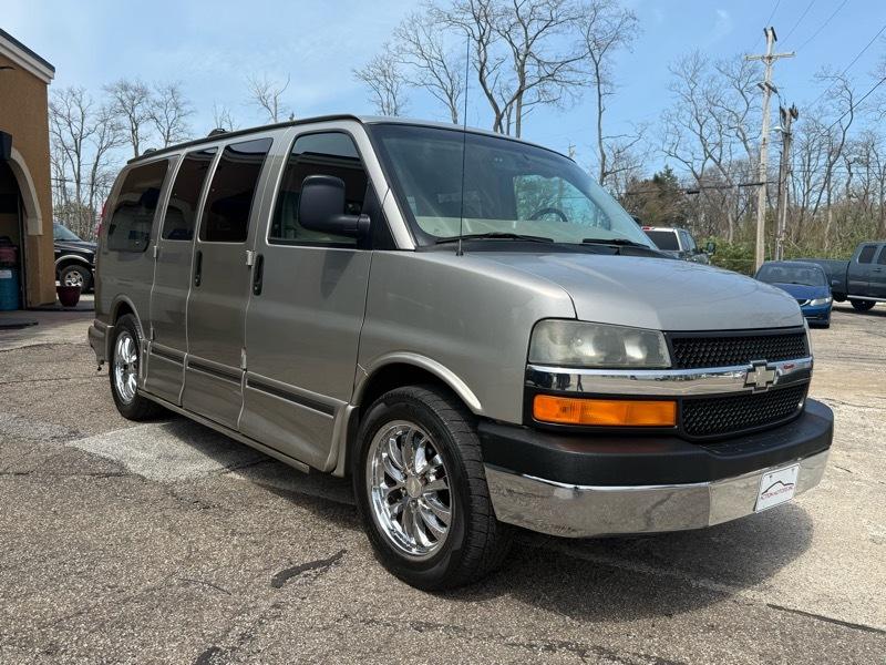 Chevrolet Express 1500 AWD Cargo 2004