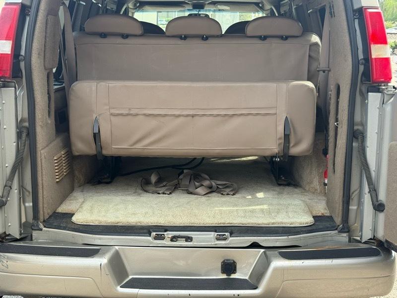 Chevrolet Express 1500 AWD Cargo 2004