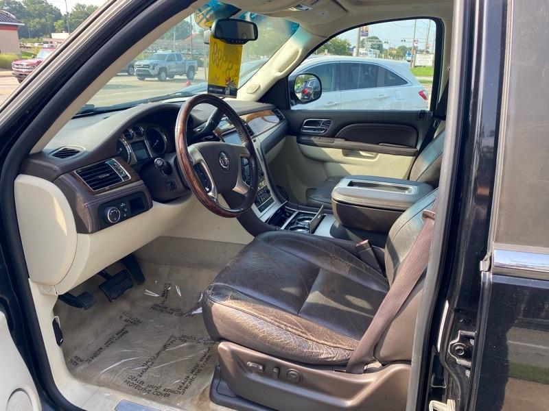 Cadillac Escalade ESV AWD Platinum 2010