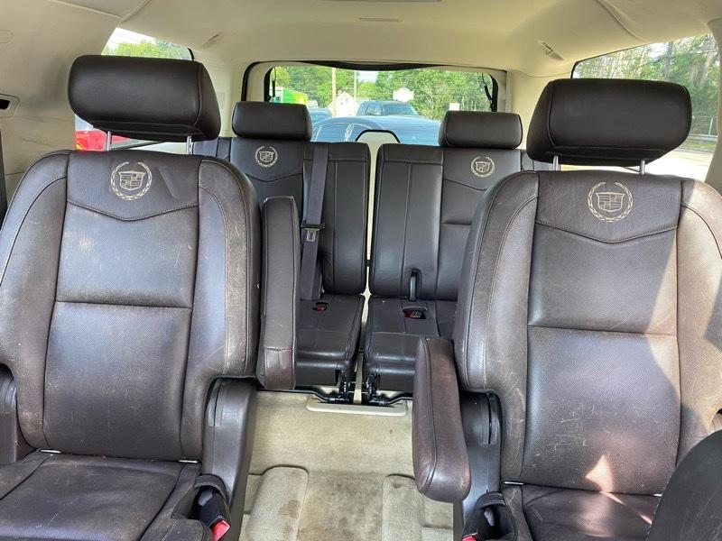 Cadillac Escalade ESV AWD Platinum 2010
