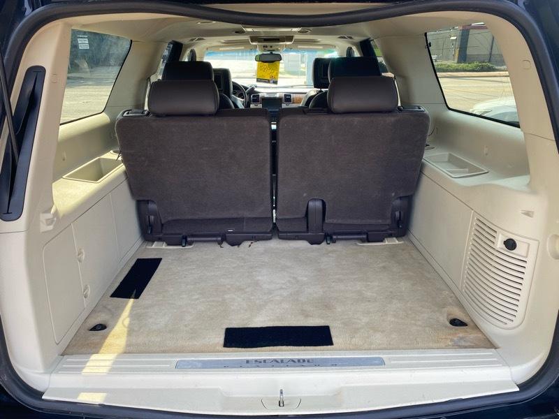 Cadillac Escalade ESV AWD Platinum 2010