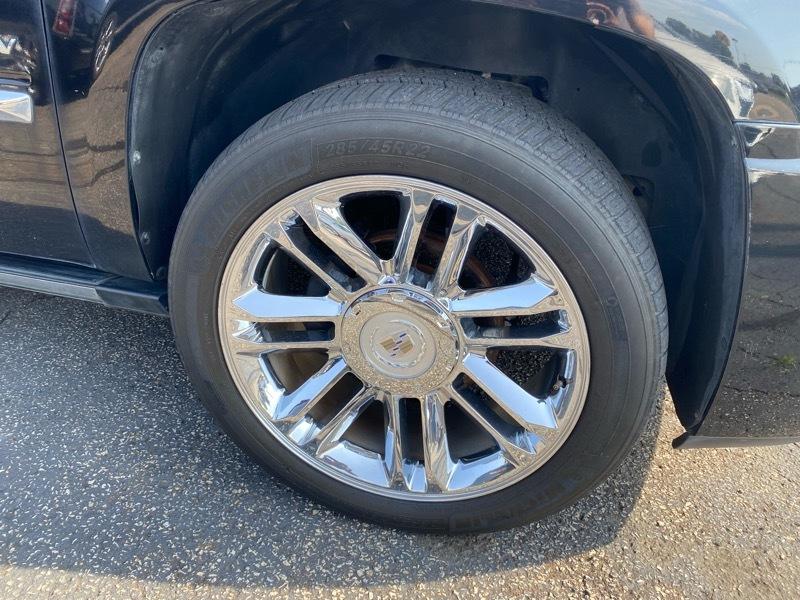 Cadillac Escalade ESV AWD Platinum 2010
