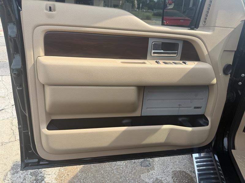 Ford F-150 XL SuperCrew 5.5-ft. Bed 4WD 2012