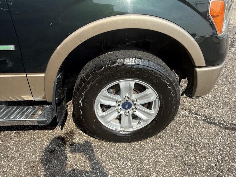 Ford F-150 XL SuperCrew 5.5-ft. Bed 4WD 2012