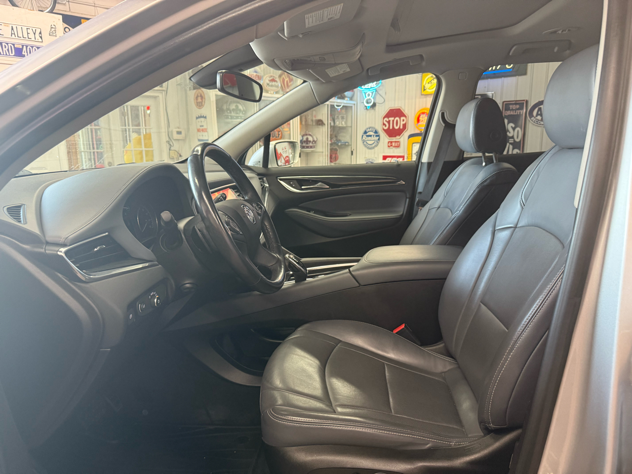 2018 Buick Enclave Premium photo 10