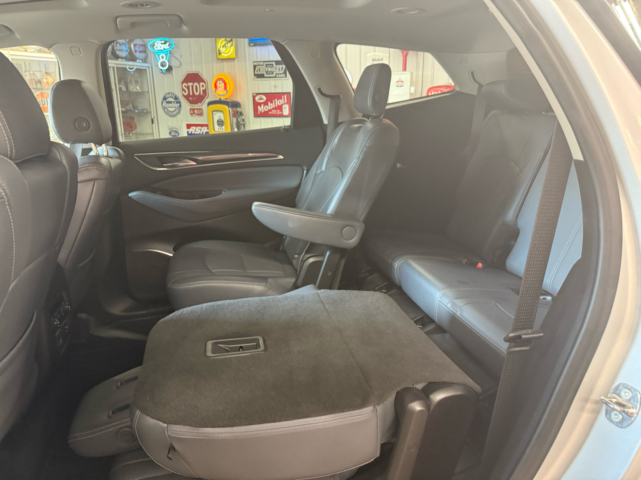 2018 Buick Enclave Premium photo 20