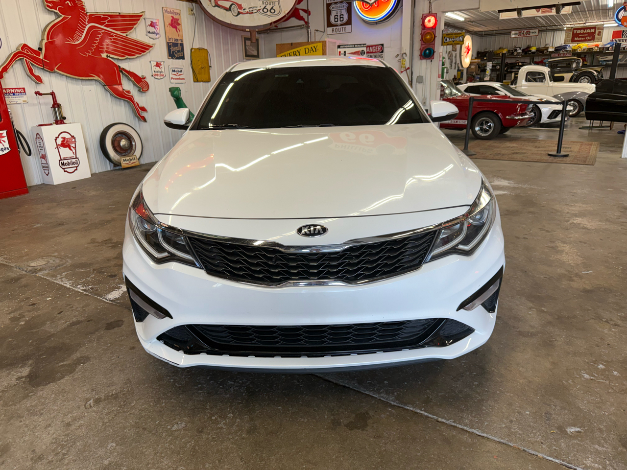 2020 Kia Optima LX photo 8
