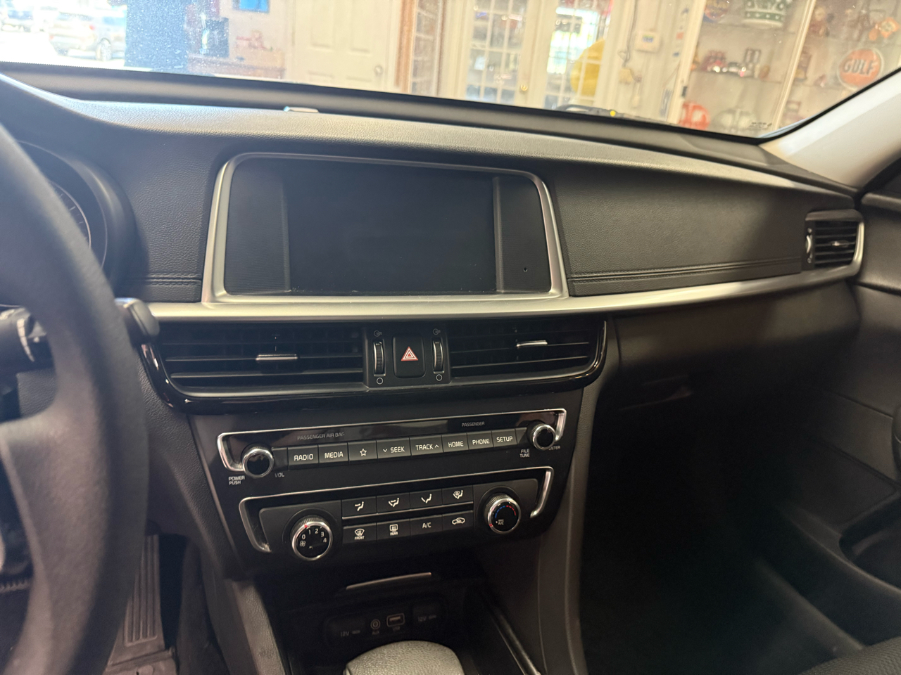 2020 Kia Optima LX photo 14