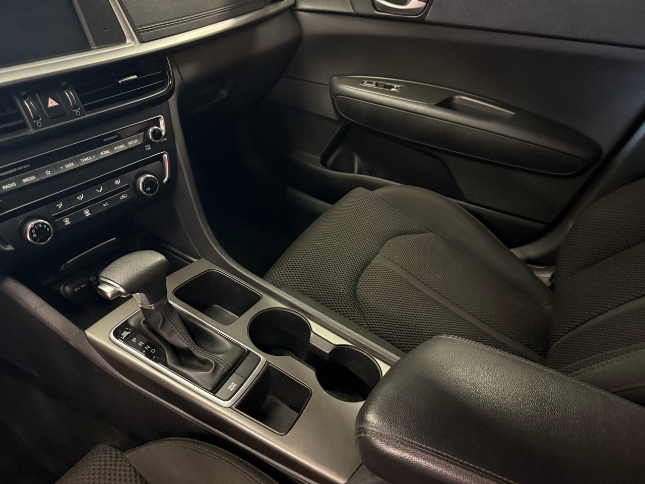 2020 Kia Optima LX photo 15