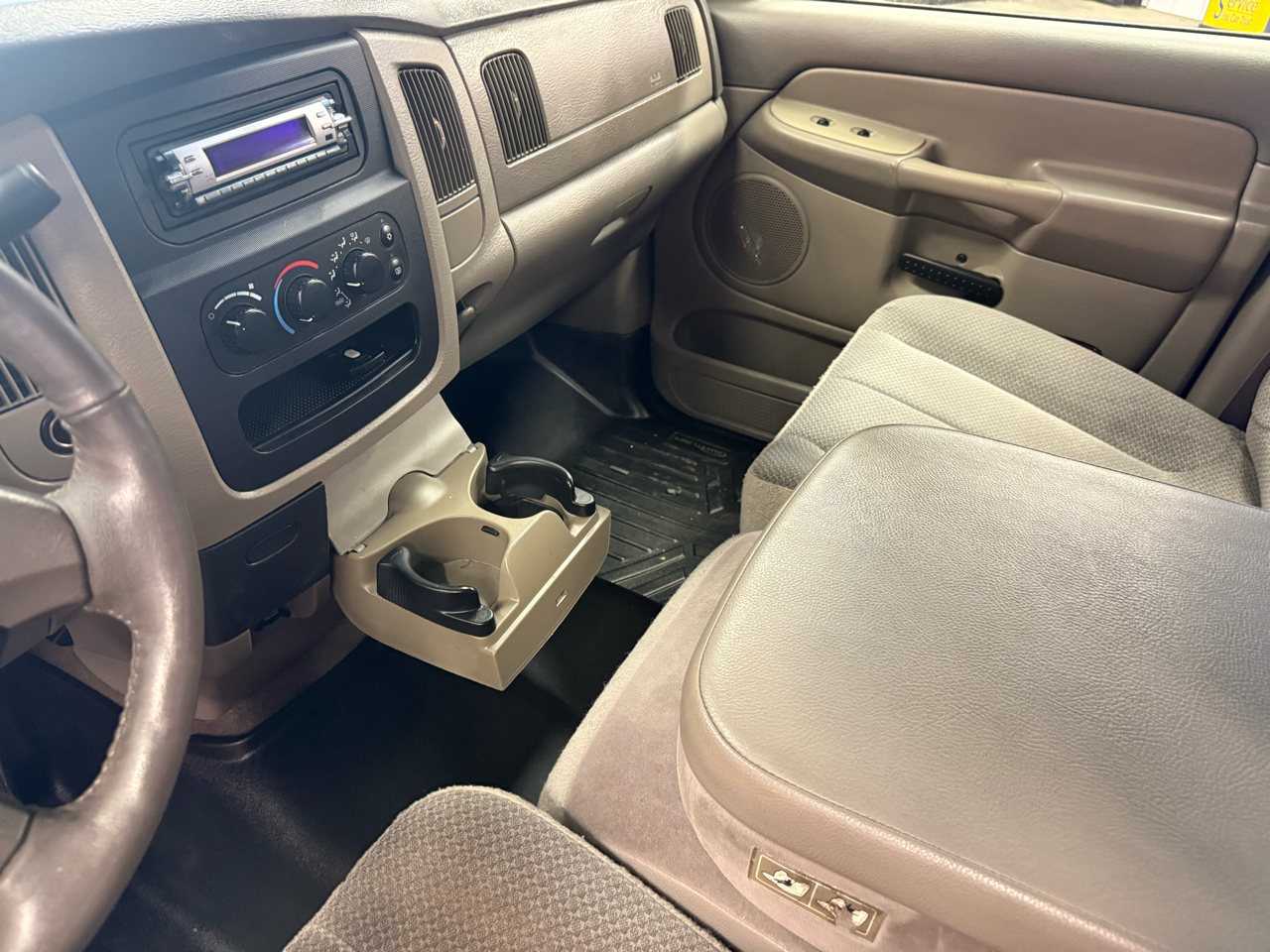 2003 Dodge Ram ST photo 13