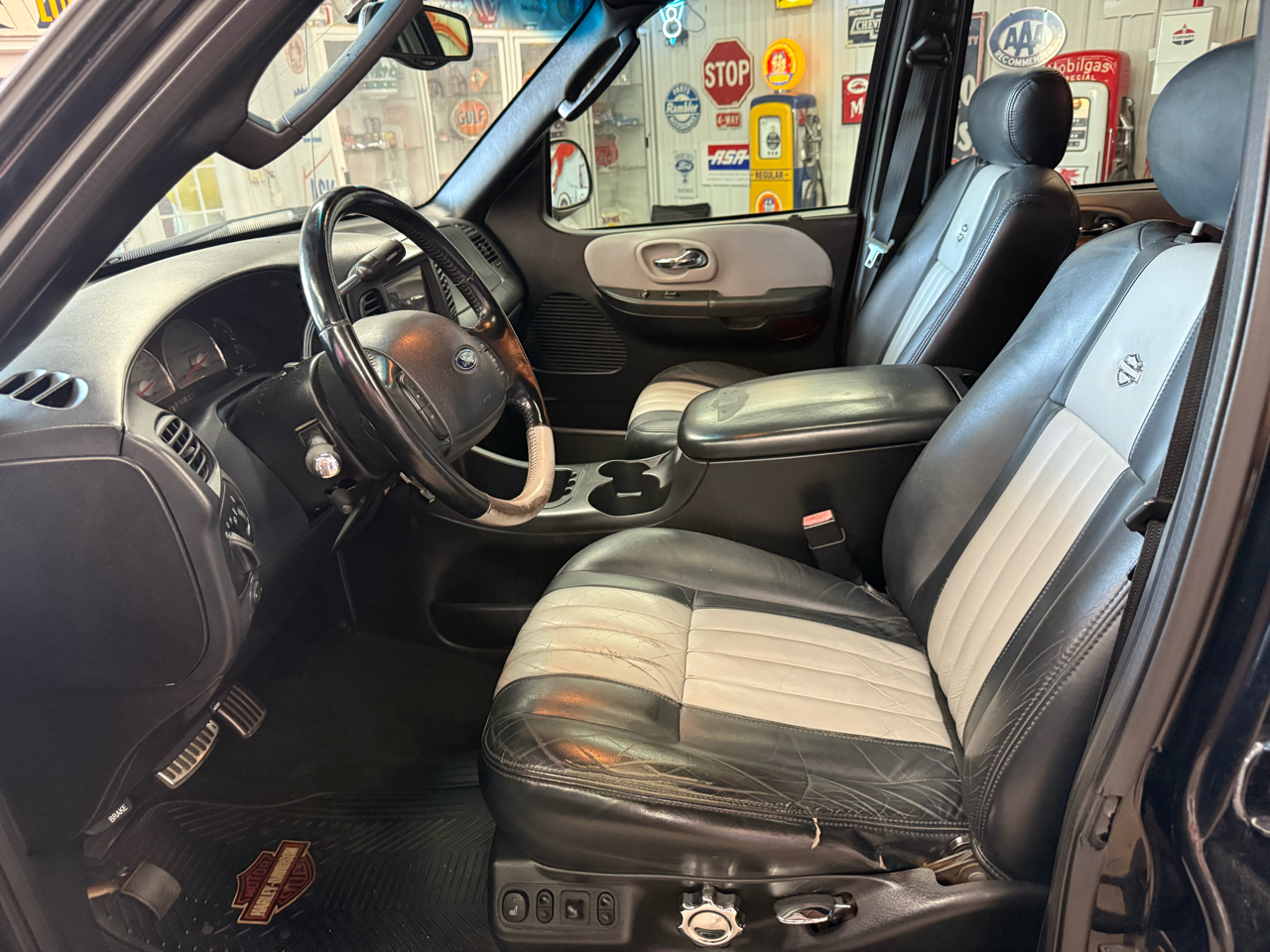 2003 Ford F-150 photo 11