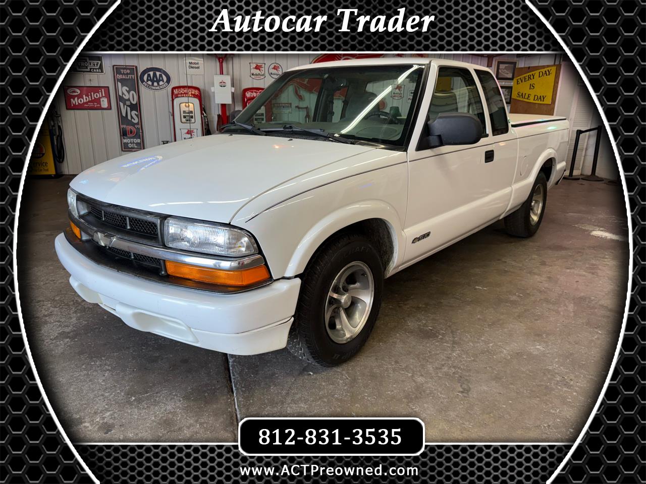 1998 Chevrolet S-10 Ext Cab 123" WB LS