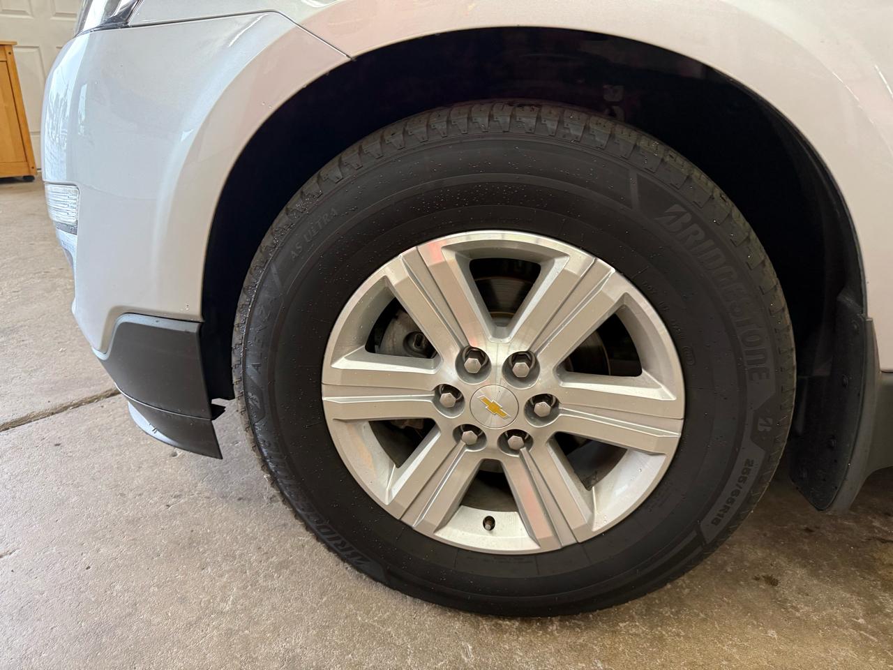 2014 Chevrolet Traverse 1LT - Photo 11