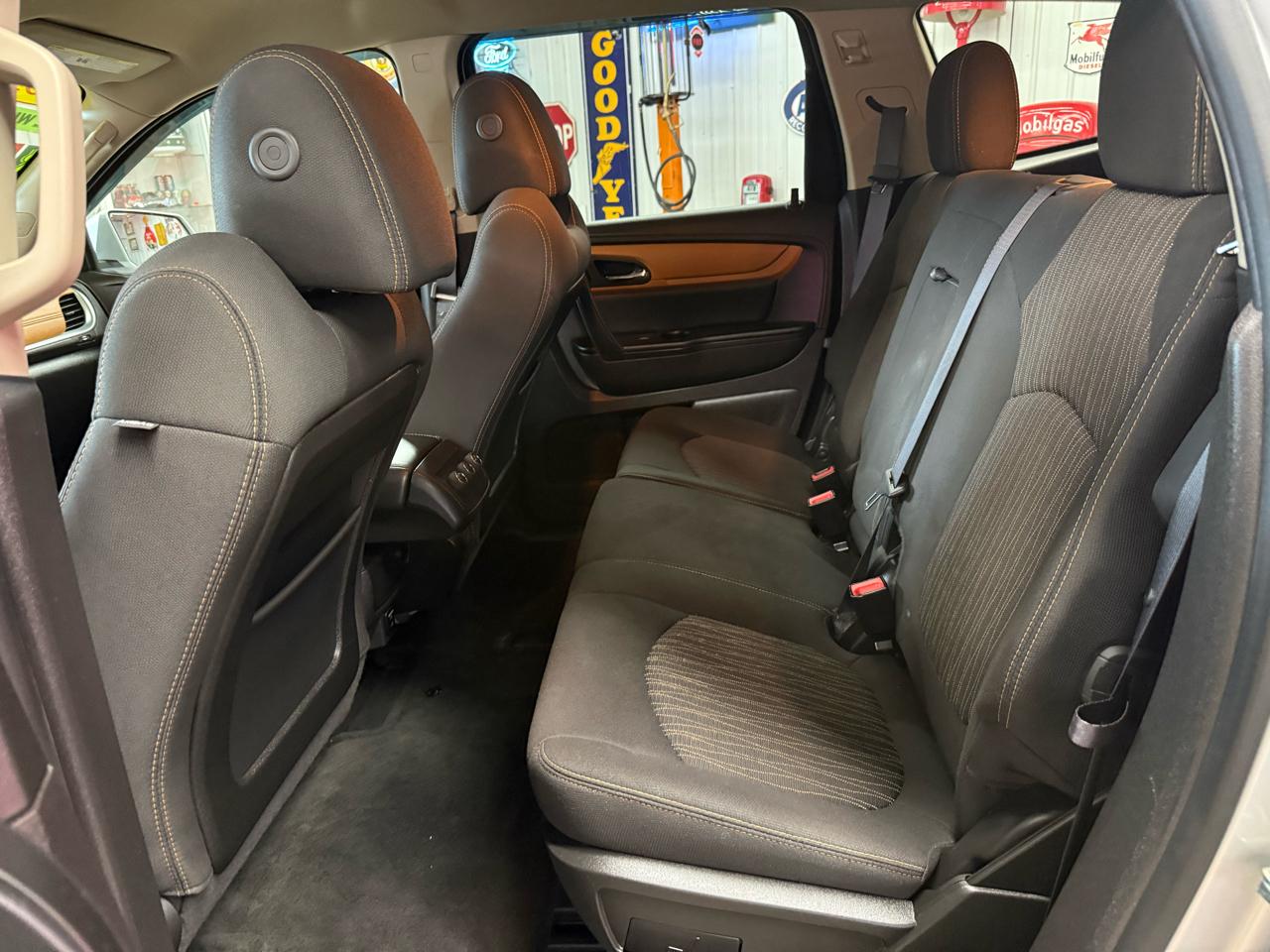 2014 Chevrolet Traverse 1LT - Photo 22