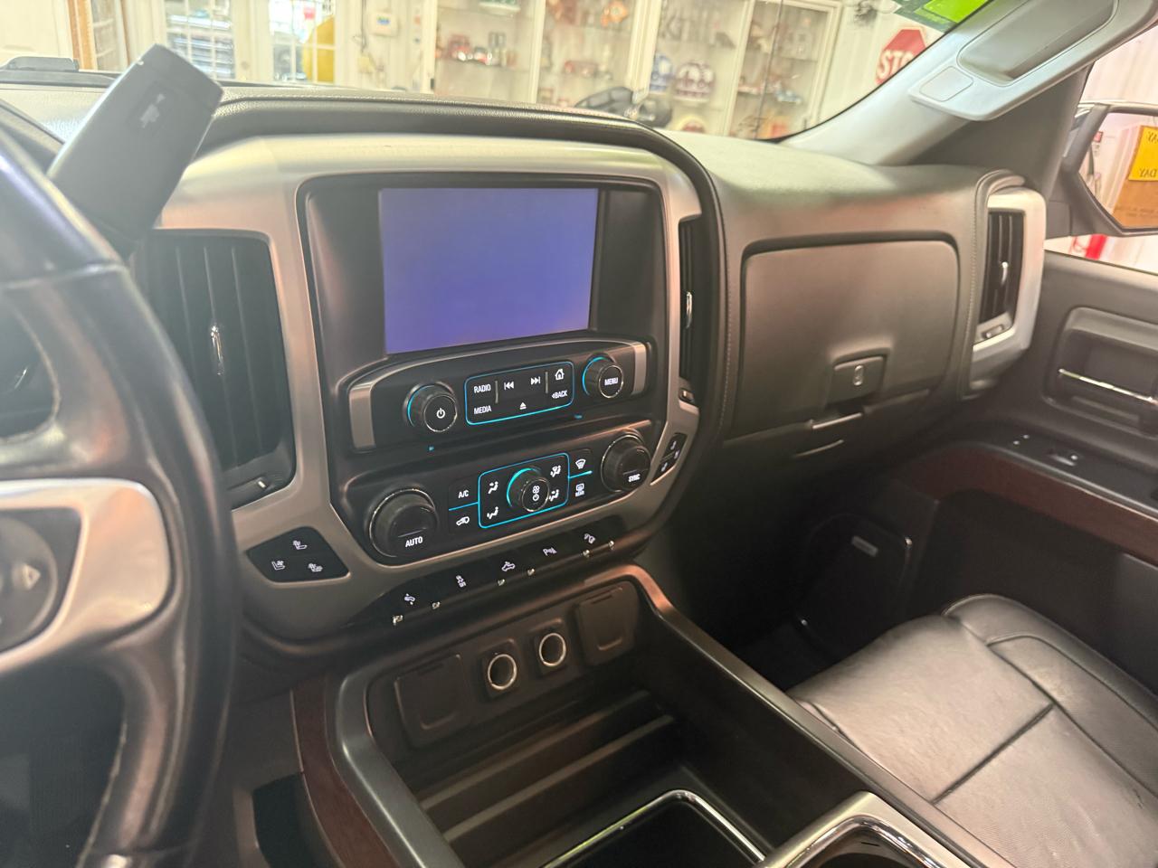2017 GMC Sierra 1500 SLT - Photo 13