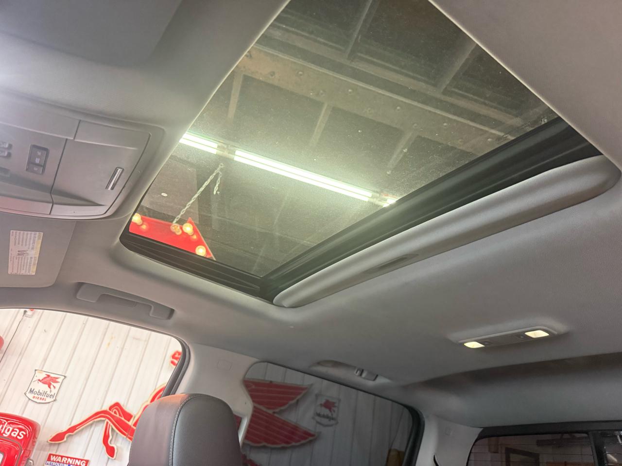 2017 GMC Sierra 1500 SLT - Photo 18