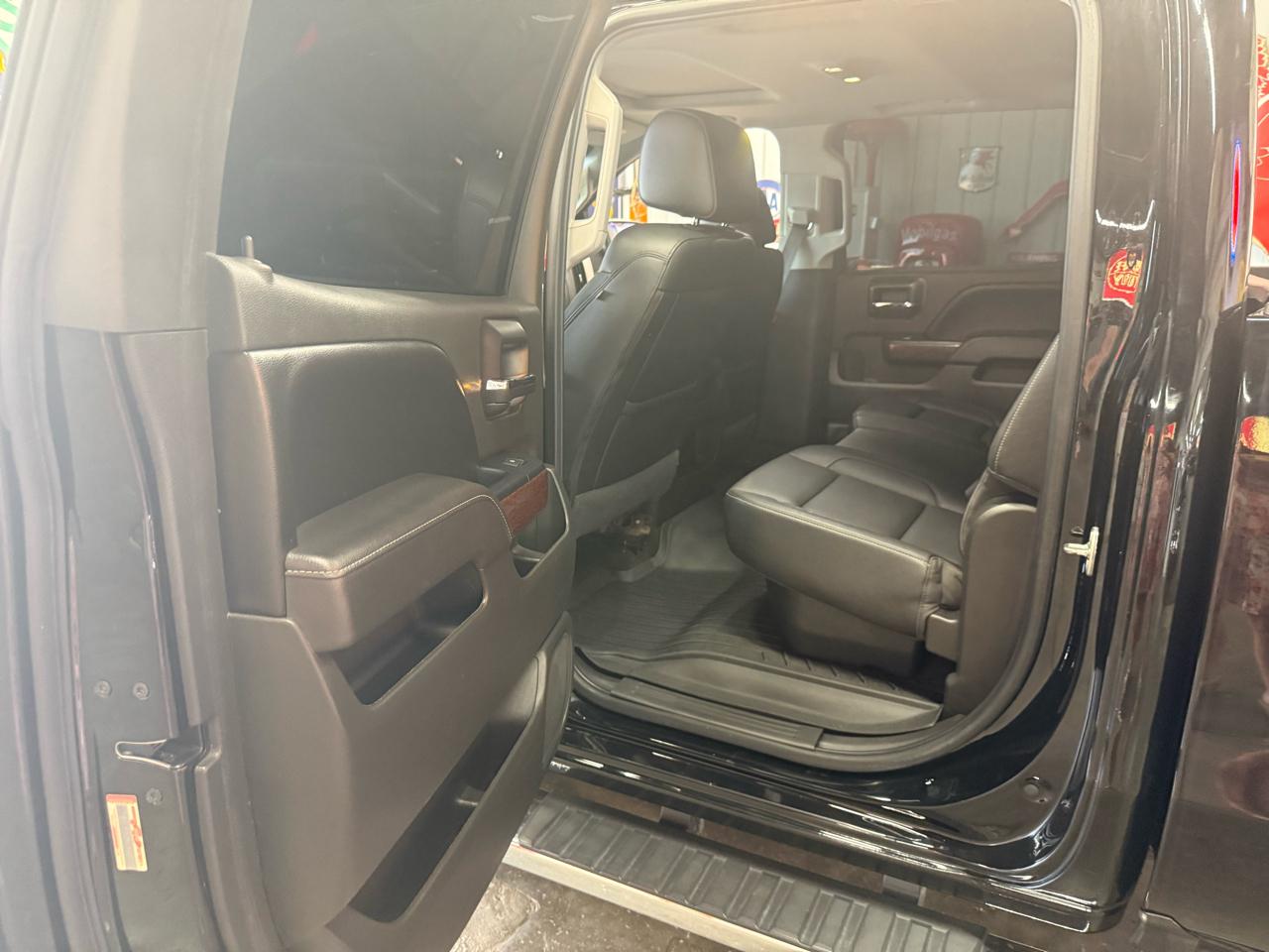 2017 GMC Sierra 1500 SLT - Photo 19