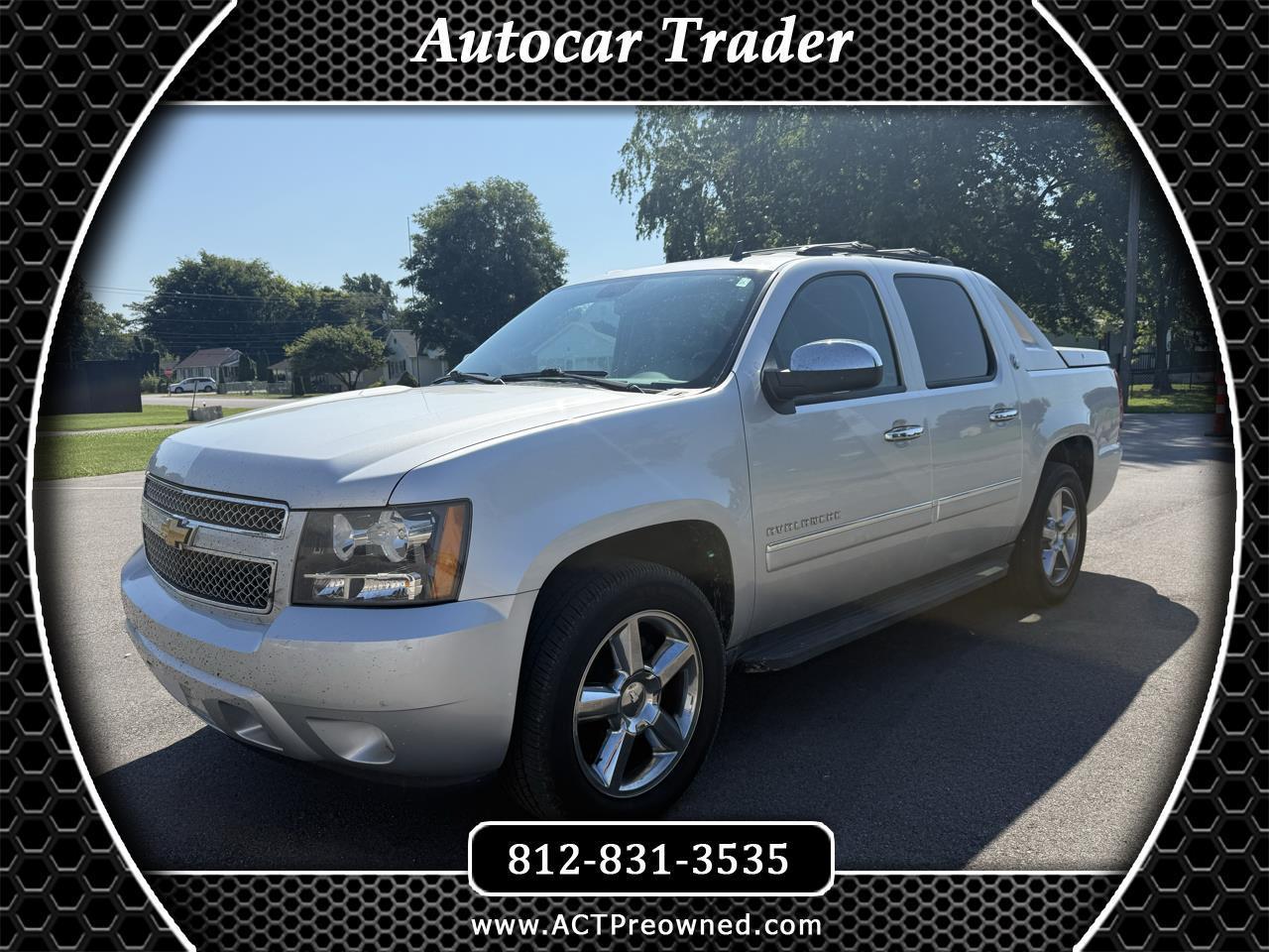 2013 Chevrolet Avalanche 4WD Crew Cab LTZ